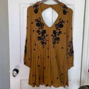 Free People mustard linen dress size small